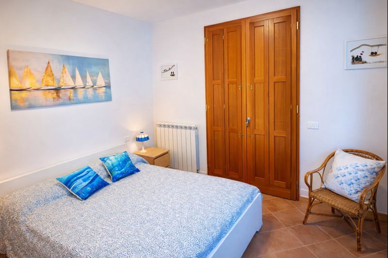 Elegant master bedroom